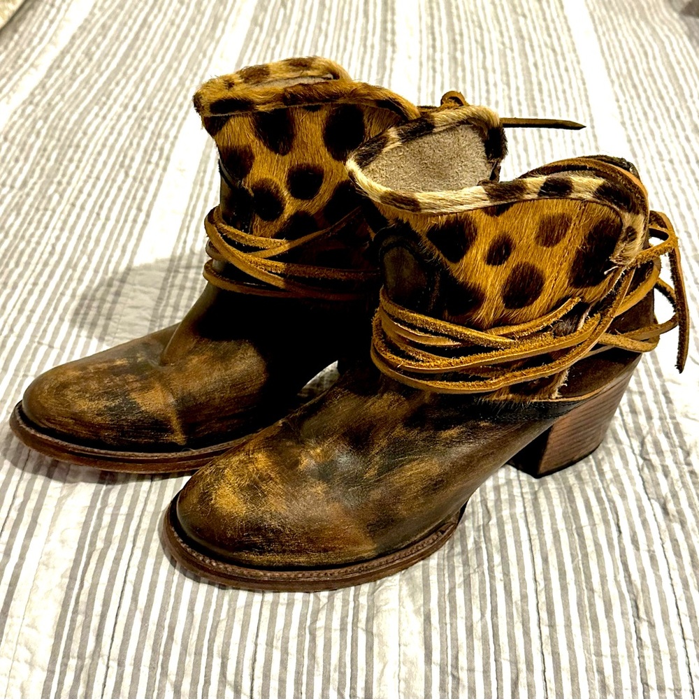 Freebird Casey Leopard Size 10